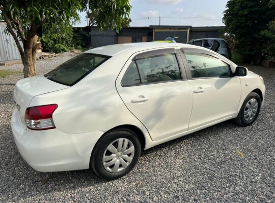 Toyota BELTA