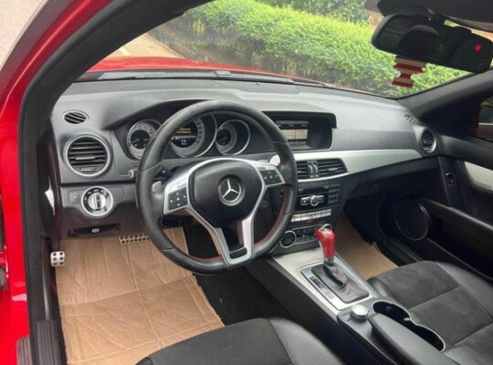 C250 AMG 2013 Benz