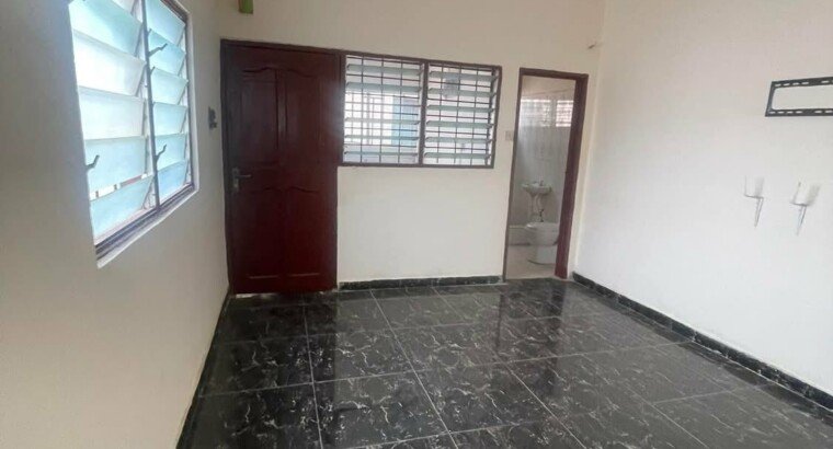 Chamber & Hall Self Cont