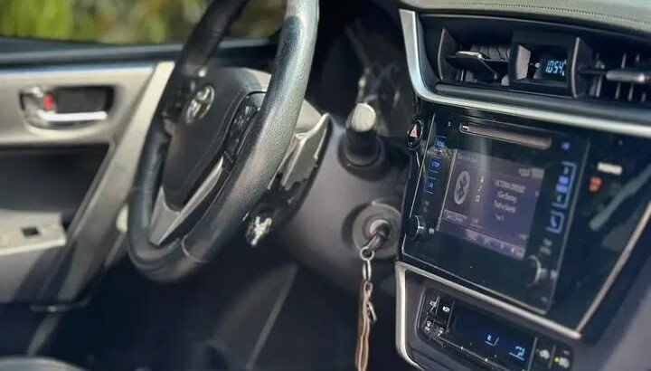 Toyota Corolla SE 2017